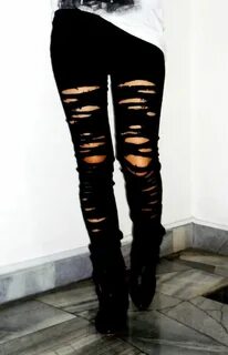 How To Make Ripped Jeans In 5 DIY Methods Diy ripped jeans, 