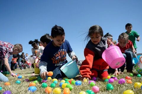 An Easter Tradition - Thousands Of Eggs Hiding At Heritage!