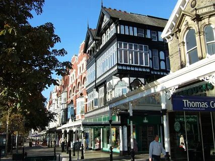 Файл:Lord Street, Southport.JPG - Википедия