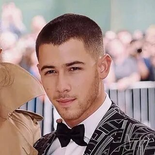 Nick Jonas: Buzz Cut Man For Himself