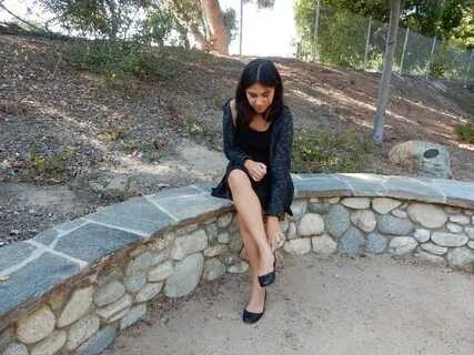 Christina's College Feet in Flats - Aesthetic Feet Flickr