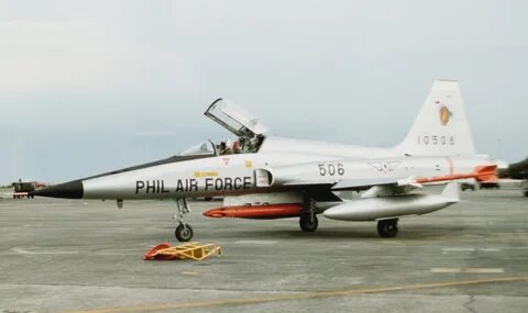 File:F-5E Philippine AF at Clark AB 1982 (modified).jpg - Wi