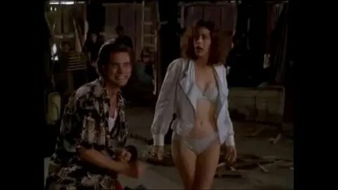 Ace Ventura Proving She's A Man! - XNXX.COM