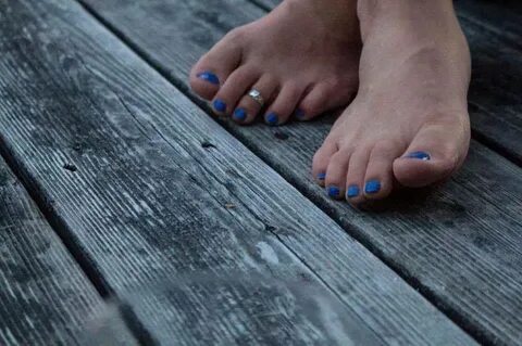 Rebecca Croll's Feet wikiFeet