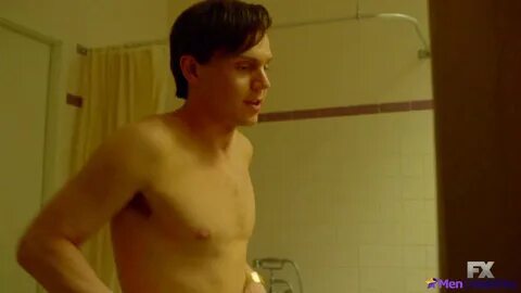 Evan Peters Nude Jerk Off Scenes And Shirtless Photos - Men 