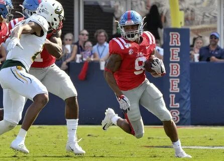 Jerrion Ealy is "Playing Chess" with the Ole Miss Defense - 