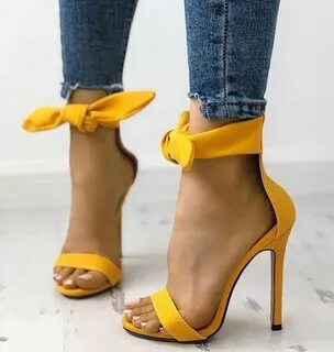 high heels sandals #HIGHHEELSSANDALS en 2020 Choo