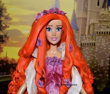 Giselle LE Disney Store Doll 17" - Enchanted Princess Gise. 