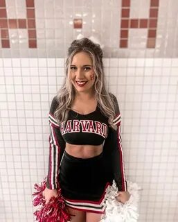 ✰ Insta: @gov.madison College gameday outfits, Football outf