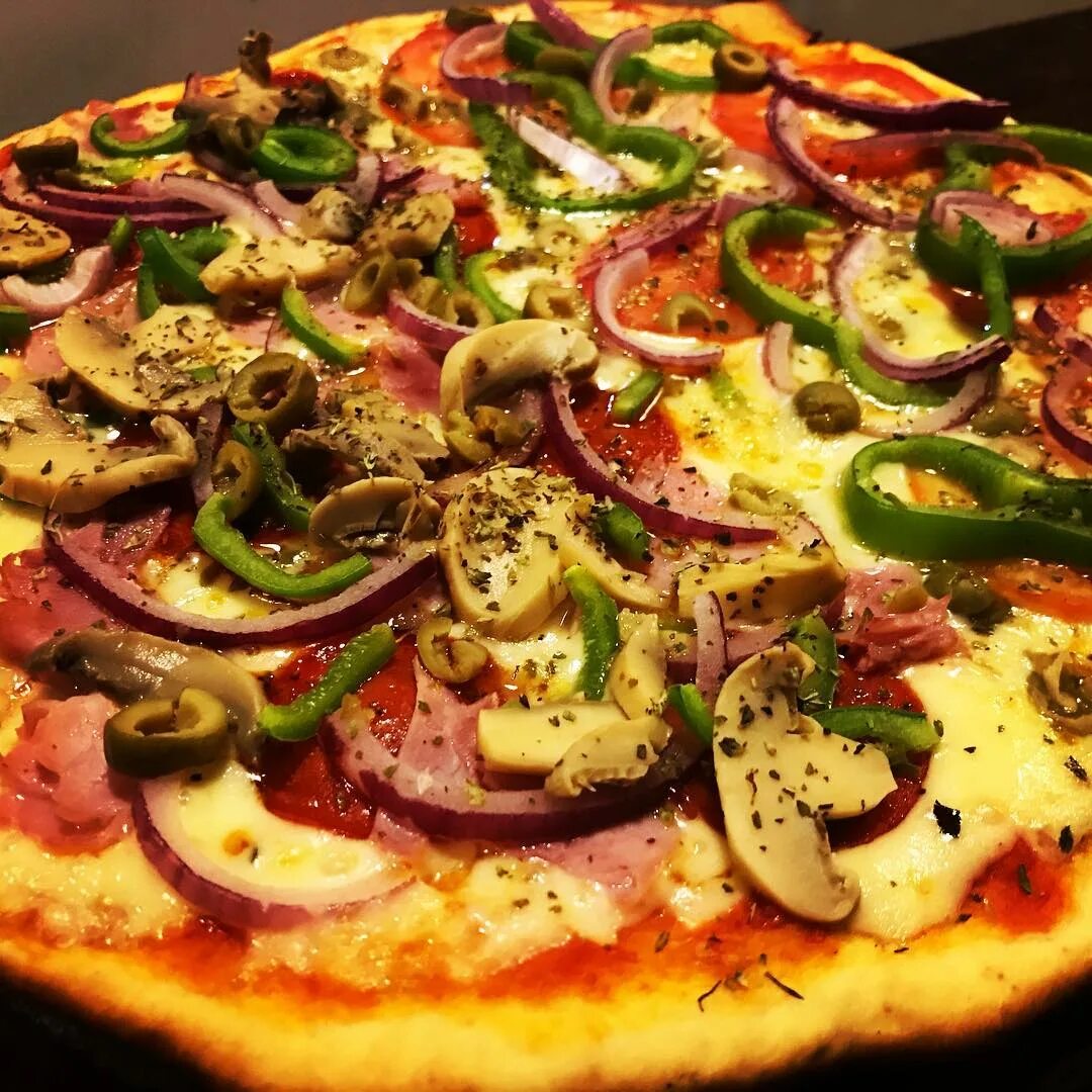 я хочу пиццу с перцем луком пепперони и оливками фото 76