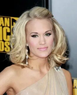 Carrie Underwood Hairstyles Prom hair medium, Medium hair st