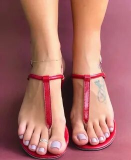 Adorable Women's feet, Bare foot sandals, Gorgeous feet