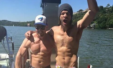 Jared Padalecki and Stephen Amell flash their muscular physi