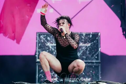 Reading Festival YUNGBLUD waves the flag for the underrated 