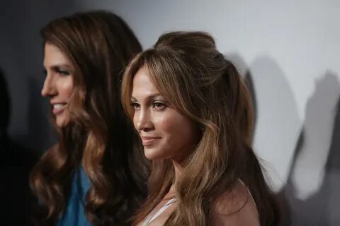 Jennifer Lopez, Ray Liotta, Linda Lopez - Jennifer Lopez and