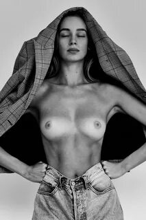 Brianna Mellon nude - FitNudeGirls.com