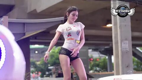 Bangkok Nightlife Hot Thai Coyote Dancer - YouTube