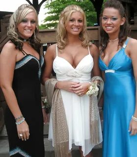Slideshow prom dress for big boobs.