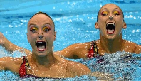 De-synchronized Swimmers!