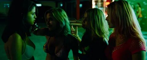 Spring Breakers - CinéLounge