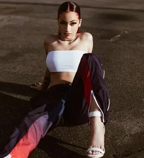 896.7k Likes, 5,757 Comments - Bhabie 🦋 (@bhadbhabie) on Ins