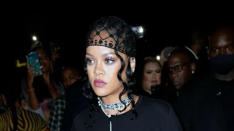Met Gala 2021: Rihanna Sparks a New Trend at Her Met Gala Af