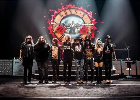 Guns N' Roses invita al escenario a Wolfgang Van Halen para 