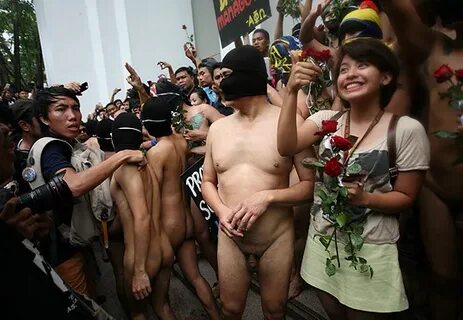 PHOTOS: The UP Oblation Run 2014 (Very NSFW)
