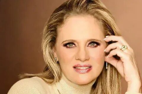 Fotos: Erika Buenfil sin maquillaje