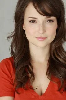 Milana Vayntrub from AT&T Beauty, Women, Beautiful eyes