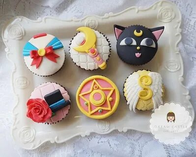 Cupcakes Sailor moon cakes, Anime cake, Sailor moon birthday