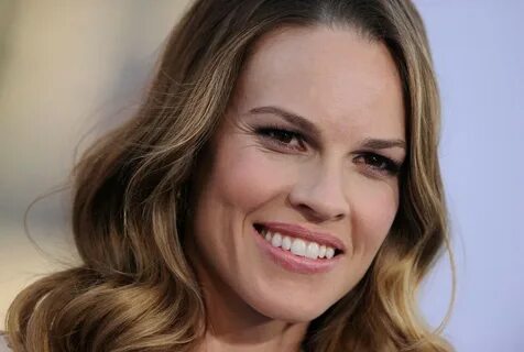 More Pics of Hilary Swank Long Curls (4 of 17) - Hilary Swan