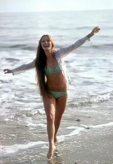 Jane Seymour Jane seymour, Lady jane seymour, Bikinis