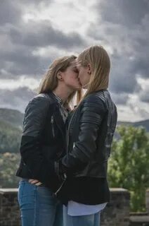 Lesbian Cuties Chicas besándose, Lesbianas besándose, Chicas