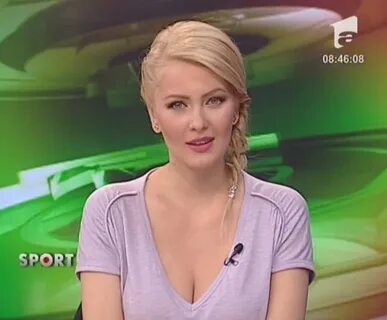 Cristina Dochianu beautiful news anchor romanian TV women pe