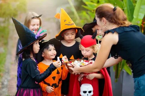 Halloween safety tips for homeowners ... and trick or treate