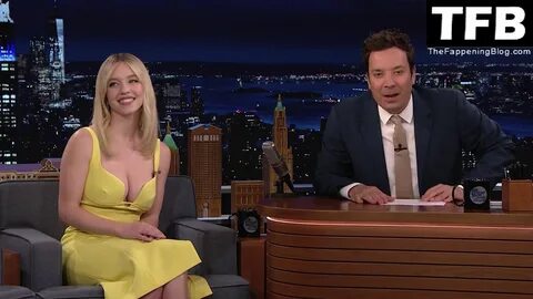 Side boob on jimmy fallon