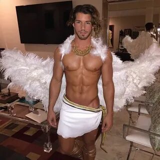 These Sexy Costumes For Men Will Bring the Heat This Hallowe