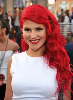 2013 MTV Video Music Awards Red Carpet Arrivals.. .her hair!