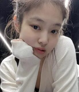 on Twitter Without makeup, Jennie blackpink without makeup, 