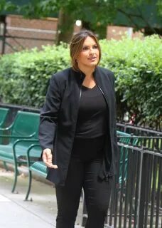Mariska Hargitay - On The Set of Law and Order: Special Vict