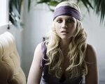 Brittany Snow, headband n makeup Brittany snow, Celebrities,