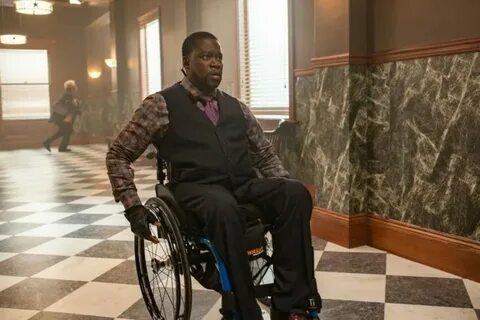 Is Daryl Mitchell from NCIS: New Orleans really in a wheelch