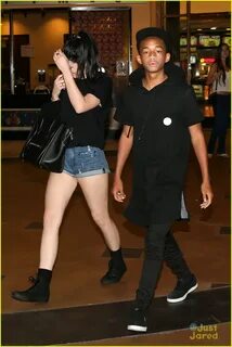 Jaden Smith & Kylie Jenner: Holding Hands at the Movies! Pho