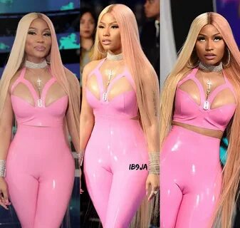 Nicki Minaj Blown Out Camel Toe : For uncensored 18+ photo, 