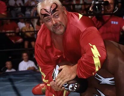 Kevin Sullivan Criticizes Kevin Owens for Wrestling in a T-S