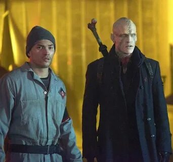 Quinlan and Gus on The Strain Сериалы