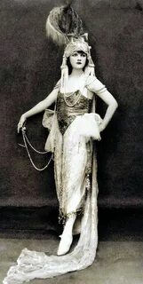 mote-historie Ziegfeld girls, Ziegfeld follies, Vintage cost
