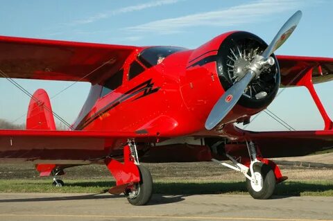 Beechcraft Staggerwing :: RARE Aircraft