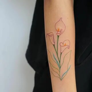 calla lilies, thx taylor 😽 Body art tattoos, Beautiful tatto